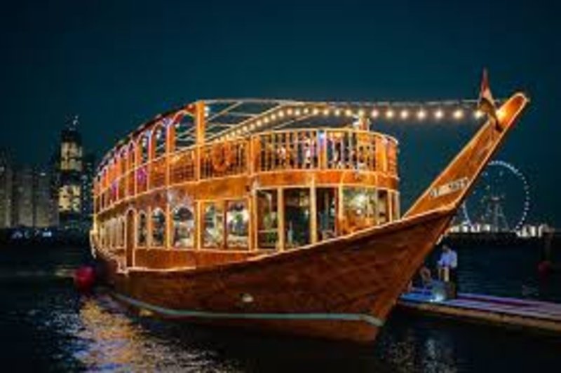 Dubai Cruise